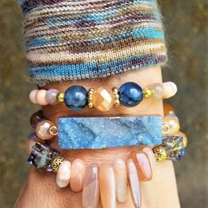 Bracelet. Multi Strand. Blue Druzy. Faux Leather Snap Closure. Custom. NWT.